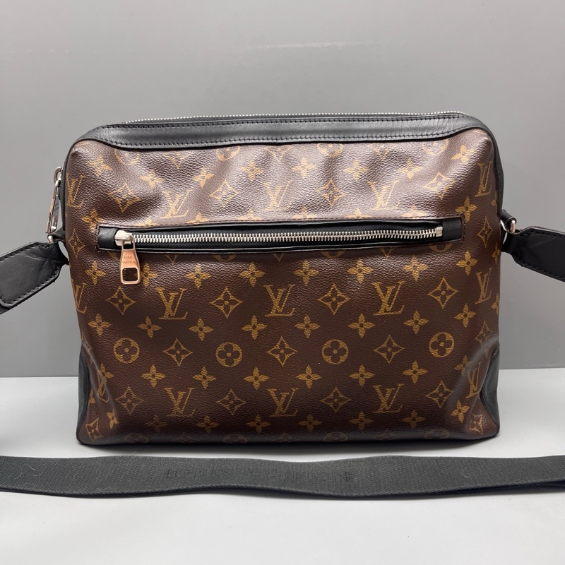 LV 97新 老花拼皮郵差包 尺寸35*24-1