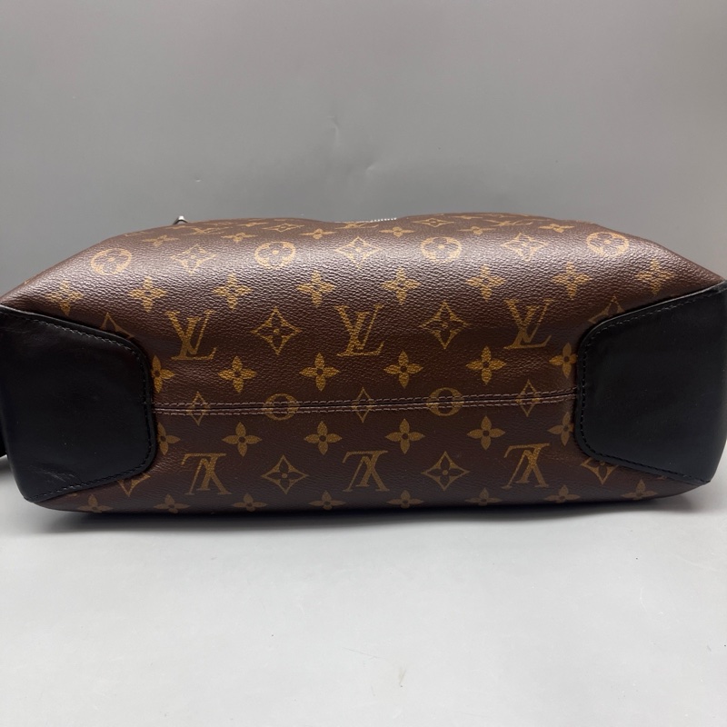 LV 97新 老花拼皮郵差包 尺寸35*24-2