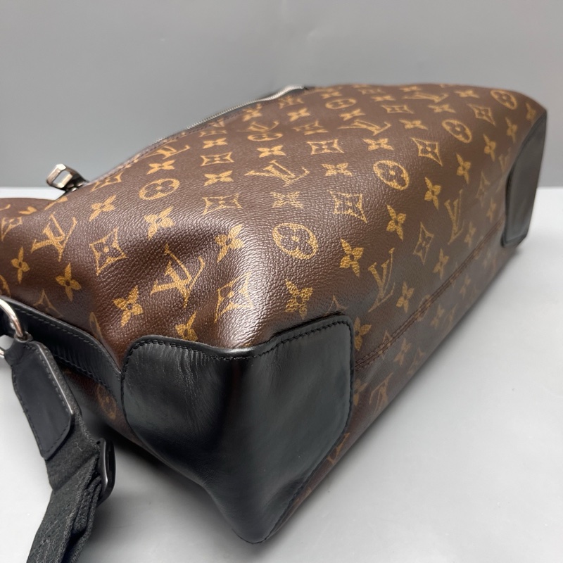 LV 97新 老花拼皮郵差包 尺寸35*24-10