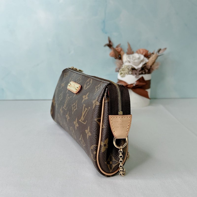 LV Pochette Eva鏈帶包-2