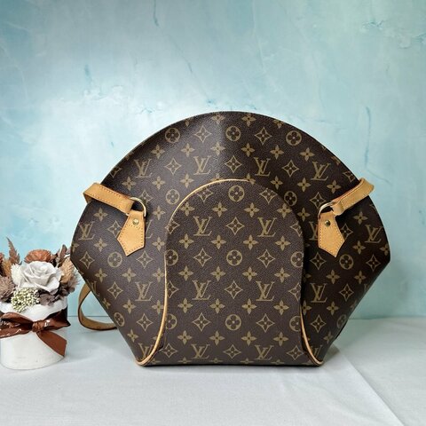 LV Ellipse大款貝殼肩背包