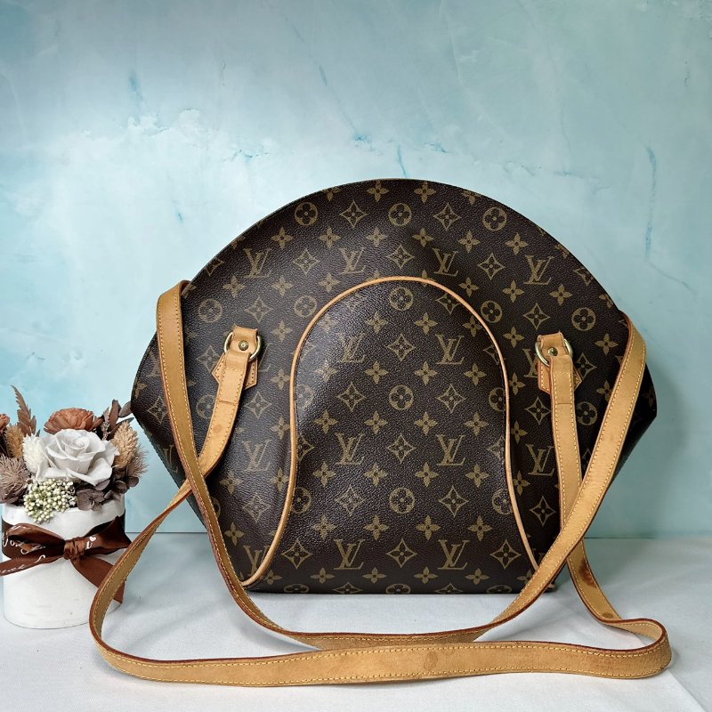 LV Ellipse大款貝殼肩背包-1