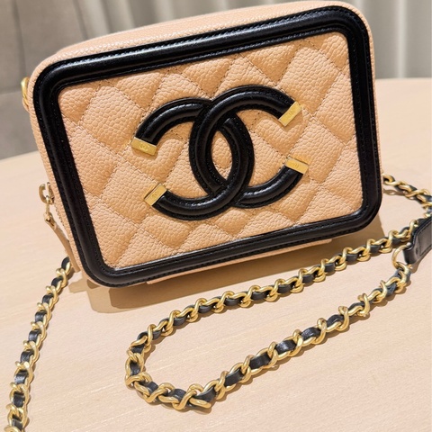 Chanel Mini Vanity Case 雙C相機包｜米黑拼色｜金鏈｜9成新
