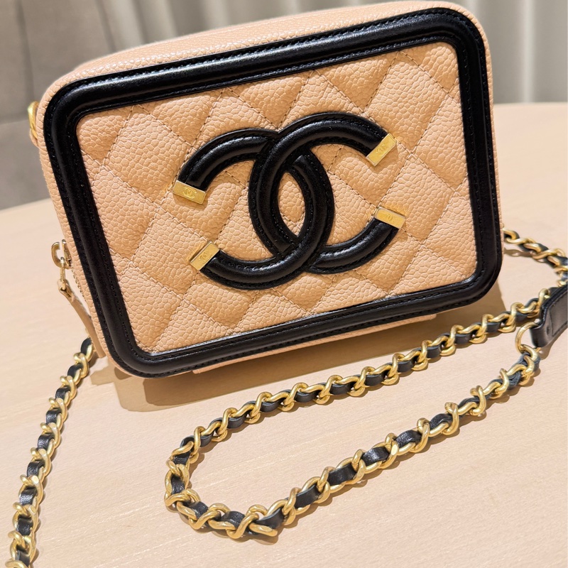 Chanel Mini Vanity Case 雙C相機包|米黑拼色|金鏈|9成新-0
