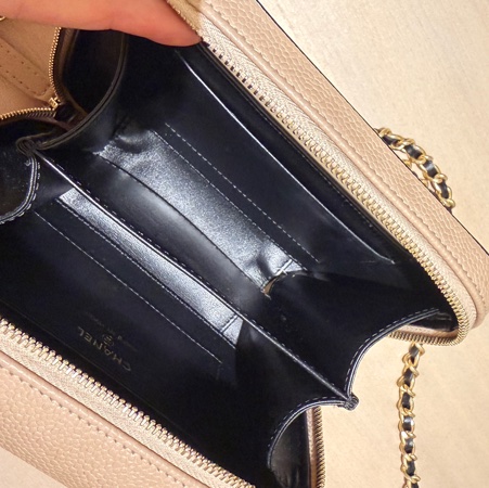 Chanel Mini Vanity Case 雙C相機包|米黑拼色|金鏈|9成新-8