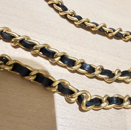 Chanel Mini Vanity Case 雙C相機包|米黑拼色|金鏈|9成新-13