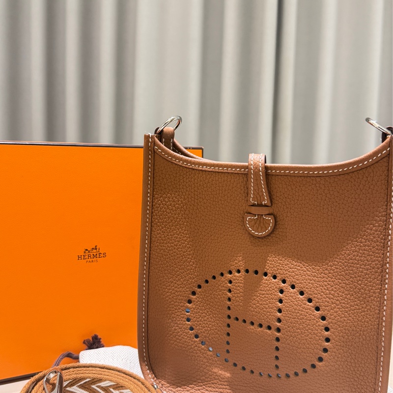Hermès Evelyne 16 TPM 金棕色｜Cavale帆布肩帶｜全新未使用-1