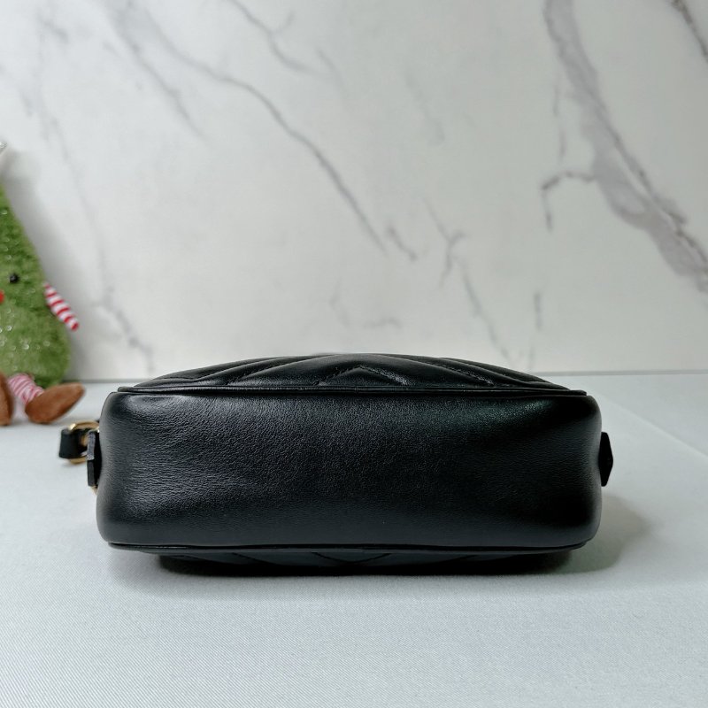 GUCCI Marmont Mini黑金相機包-7