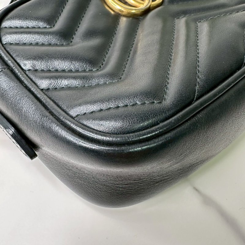 GUCCI Marmont Mini黑金相機包-9
