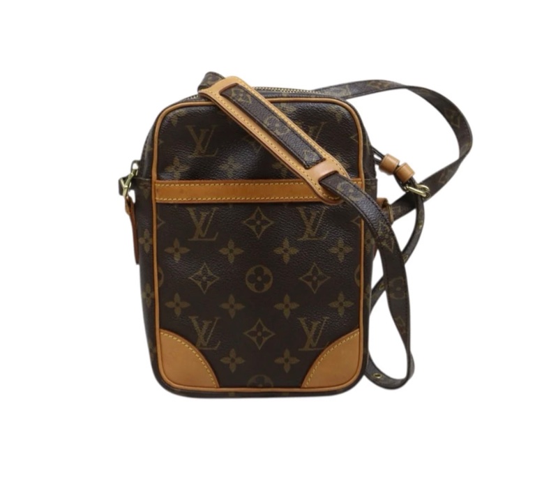 「JL精品代購」9新 LV 老花豎版相機包-2