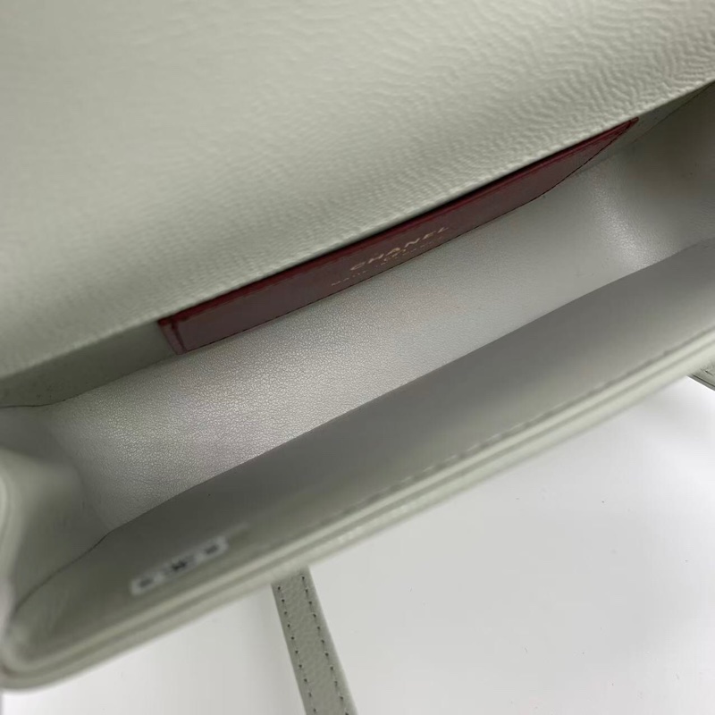 Chanel/香奈兒 preppy coco mini腋下包-5