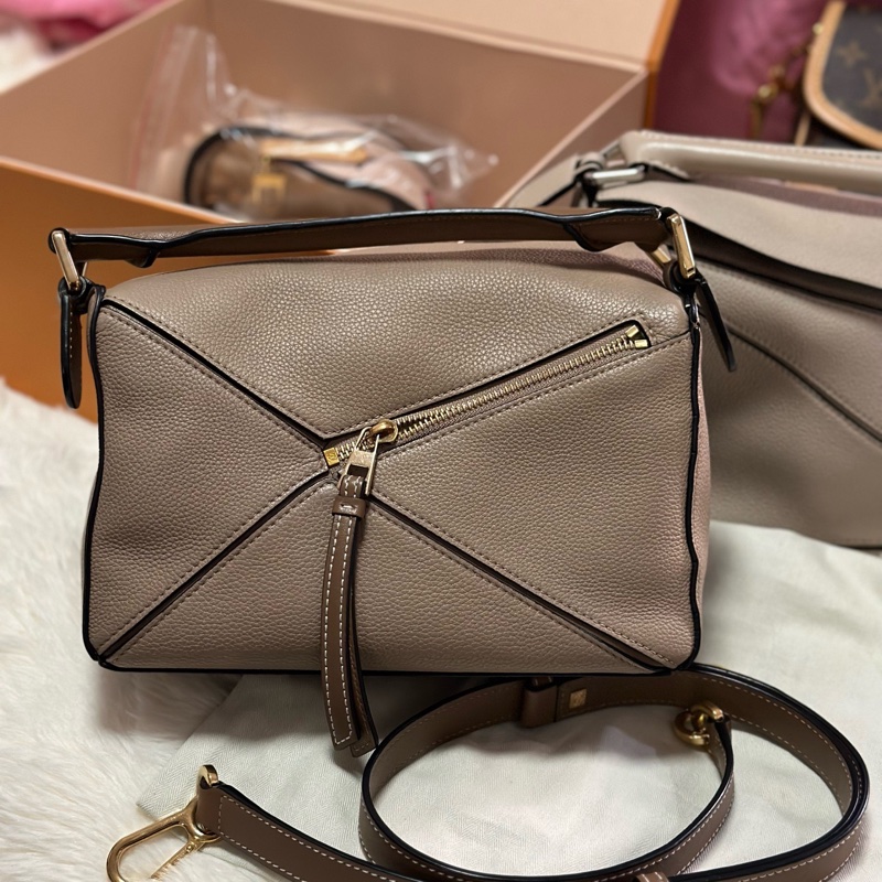 羅意威/Loewe 沙色拼色puzzle幾何包 小號附件防塵和肩帶。-8