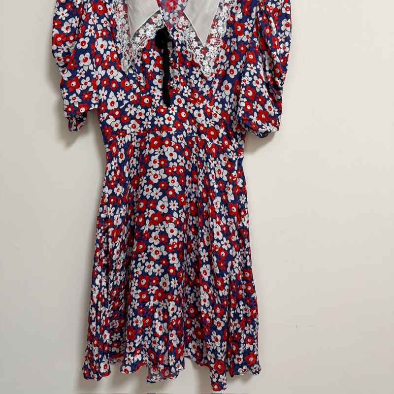 Miumiu 小雛菊🌼洋裝 度假必備🏖️-2