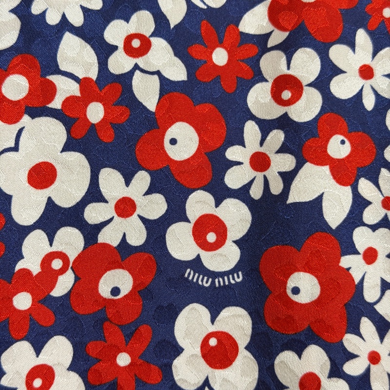 Miumiu 小雛菊🌼洋裝 度假必備🏖️-7