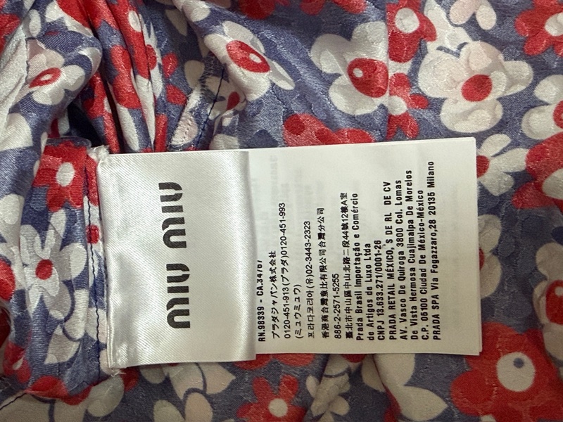 Miumiu 小雛菊🌼洋裝 度假必備🏖️-11
