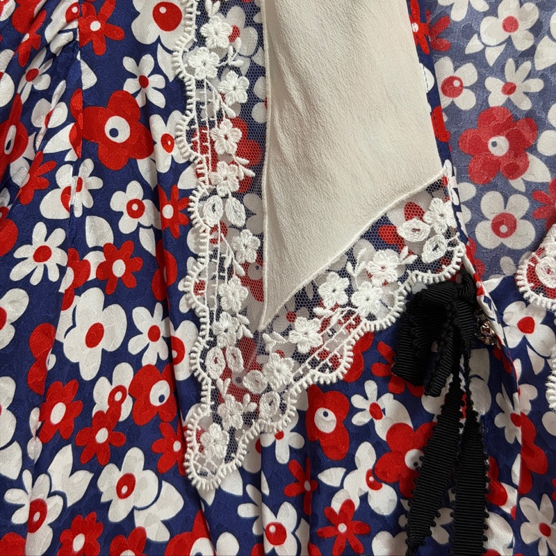 Miumiu 小雛菊🌼洋裝 度假必備🏖️-16