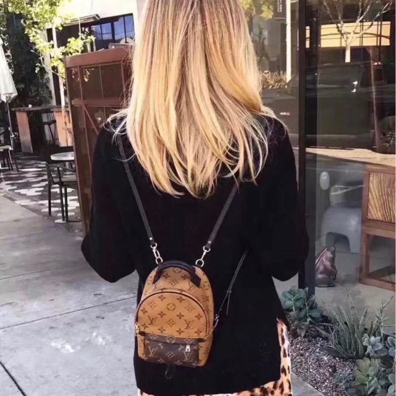 「JL精品代購」98新 LV 老花 拼色雙肩小書包-1