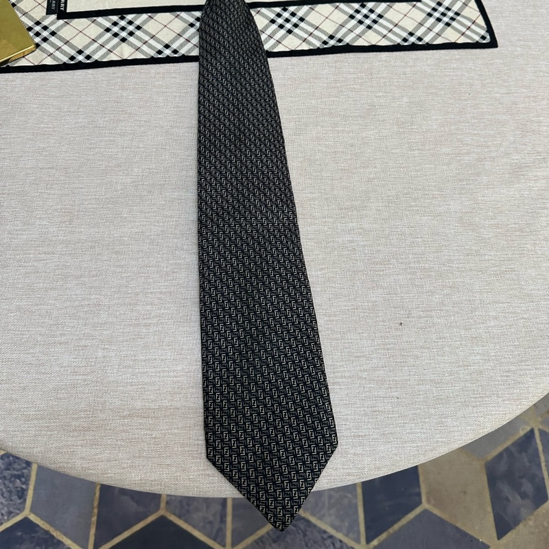 FENDI 滿版老花領帶-0