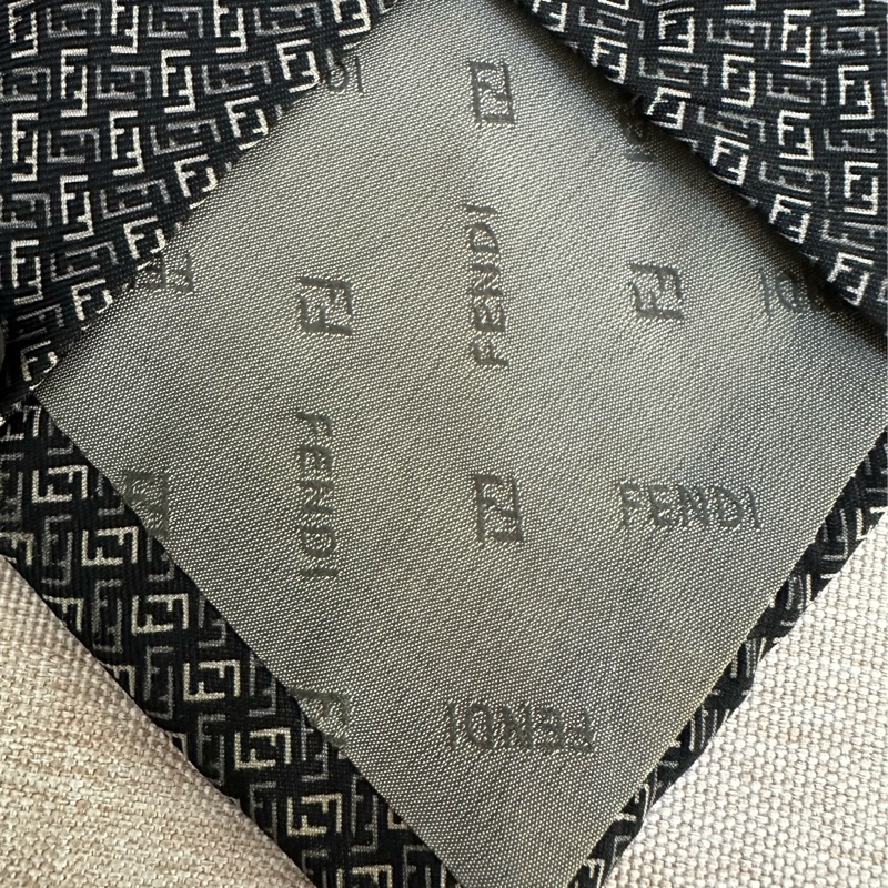 FENDI 滿版老花領帶-4