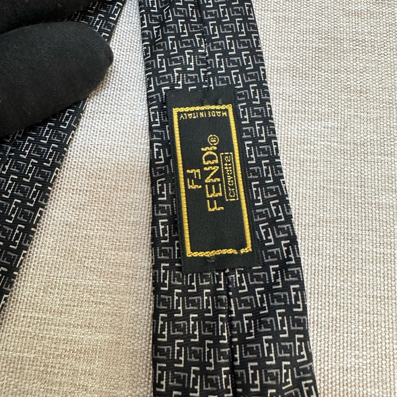 FENDI 滿版老花領帶-11