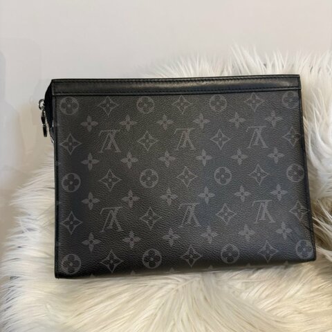 LV Voyage MM灰黑手拿包