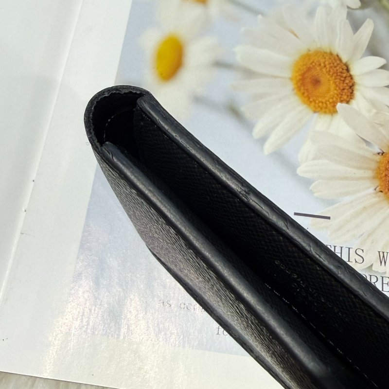 LV 黑灰老花短夾-6