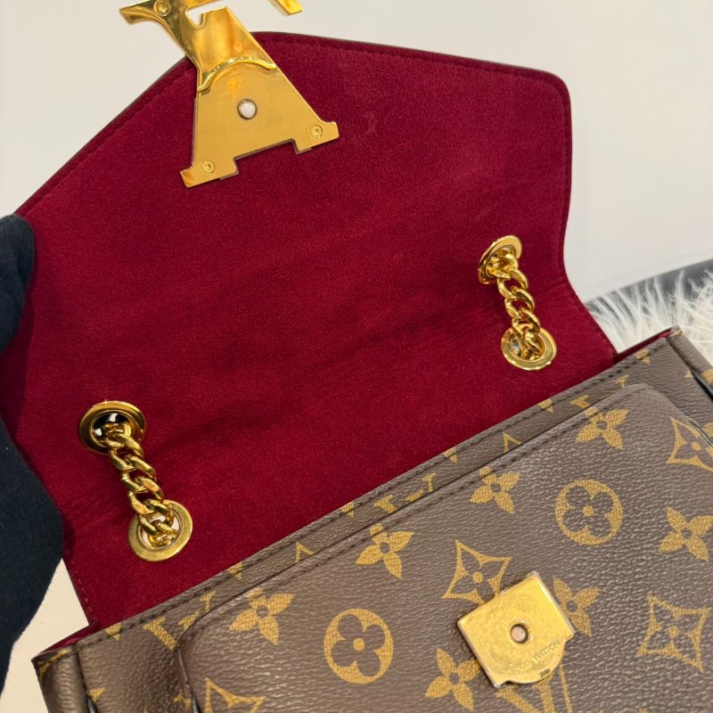 LV passy老花肩鍊包-3