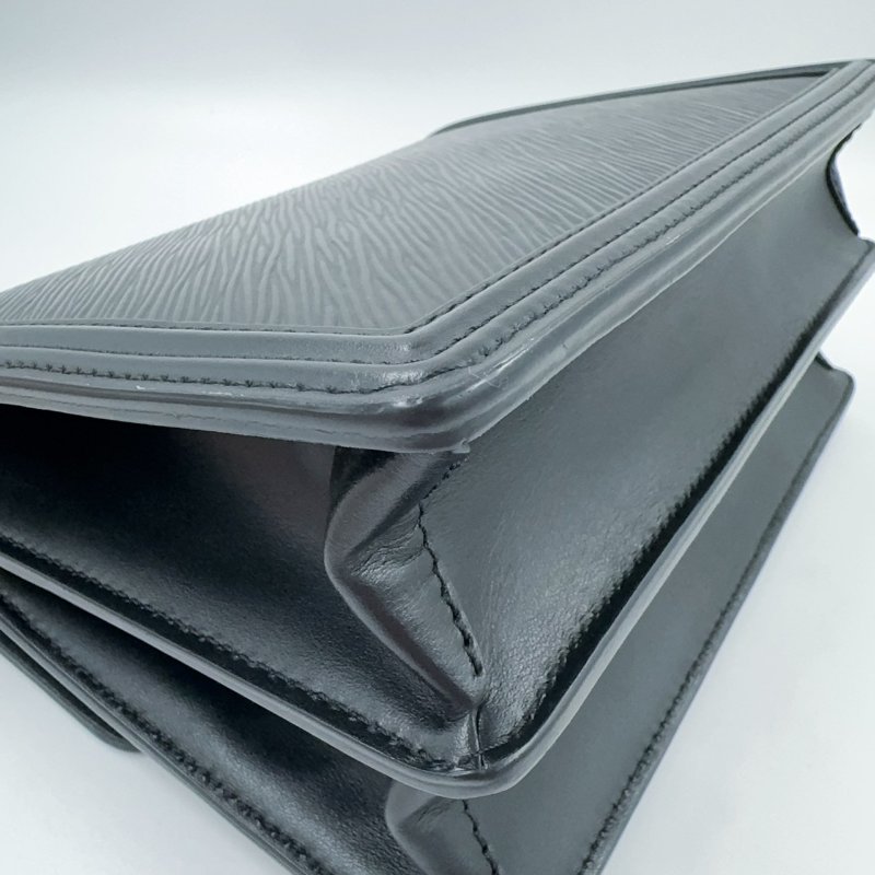 LV黑色金釦epi牛皮達芙妮MM肩側背包 M56141-11