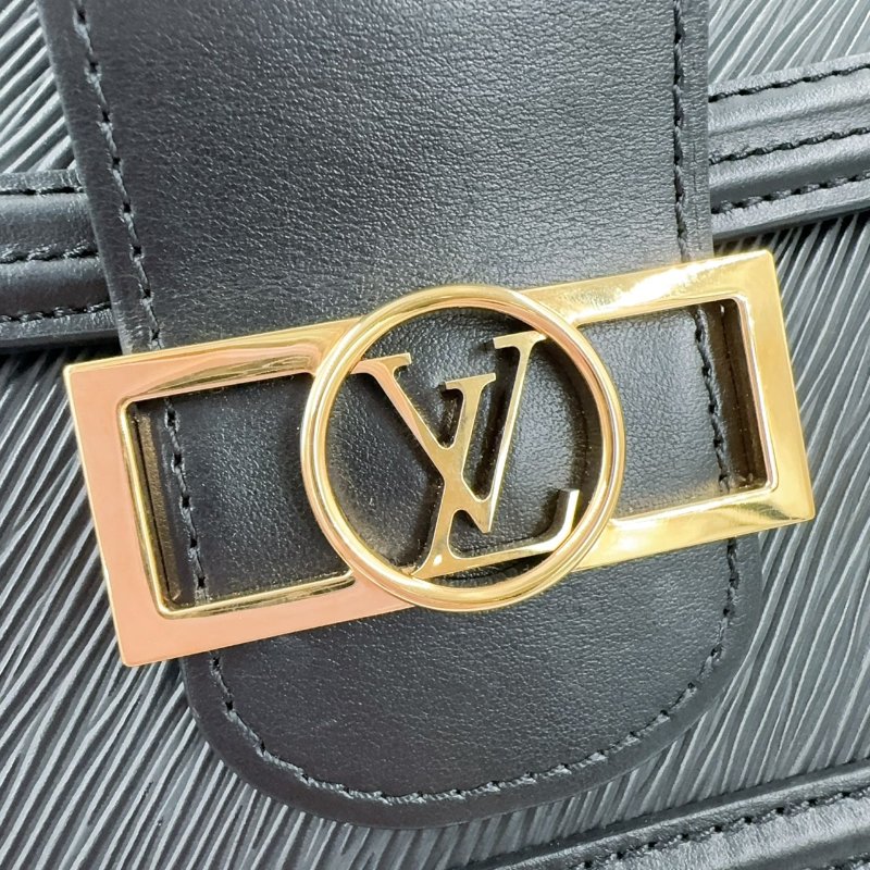 LV黑色金釦epi牛皮達芙妮MM肩側背包 M56141-16