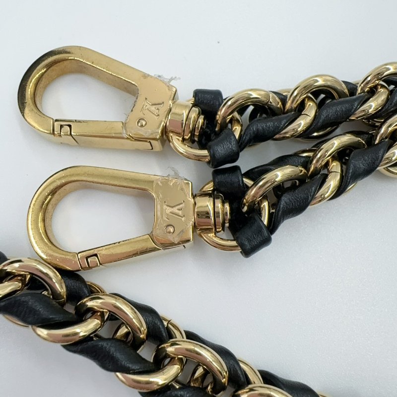 LV黑色金釦epi牛皮達芙妮MM肩側背包 M56141-20