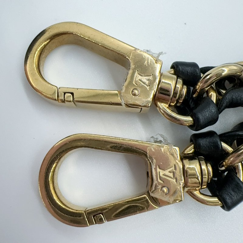 LV黑色金釦epi牛皮達芙妮MM肩側背包 M56141-22