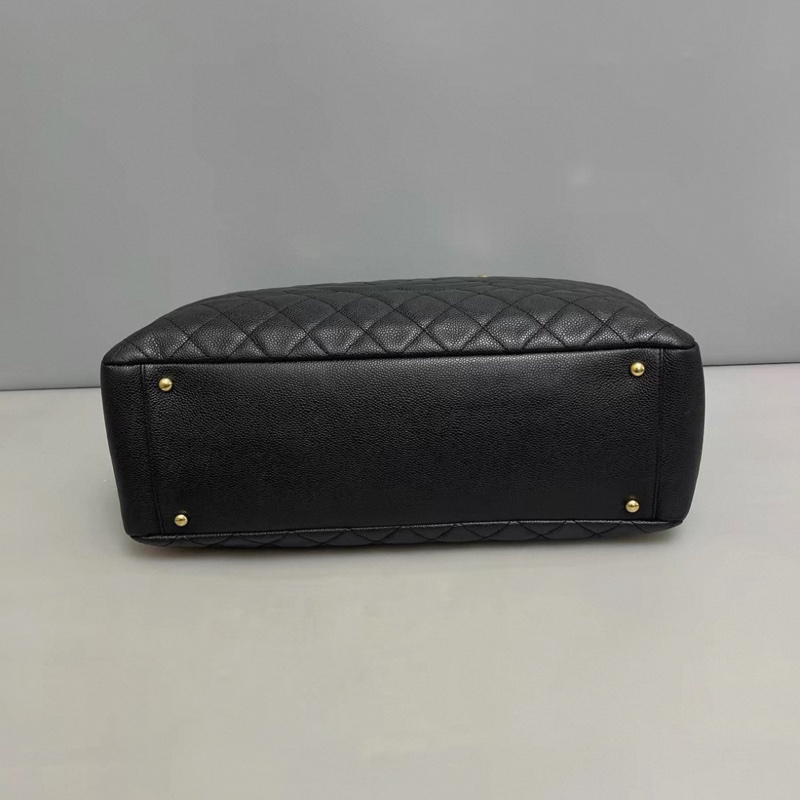 Chanel香奈兒 黑金魚子醬皮GST-3