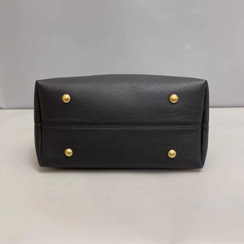 LV路易威登 黑色牛皮lowkey中號hobo芯片-3