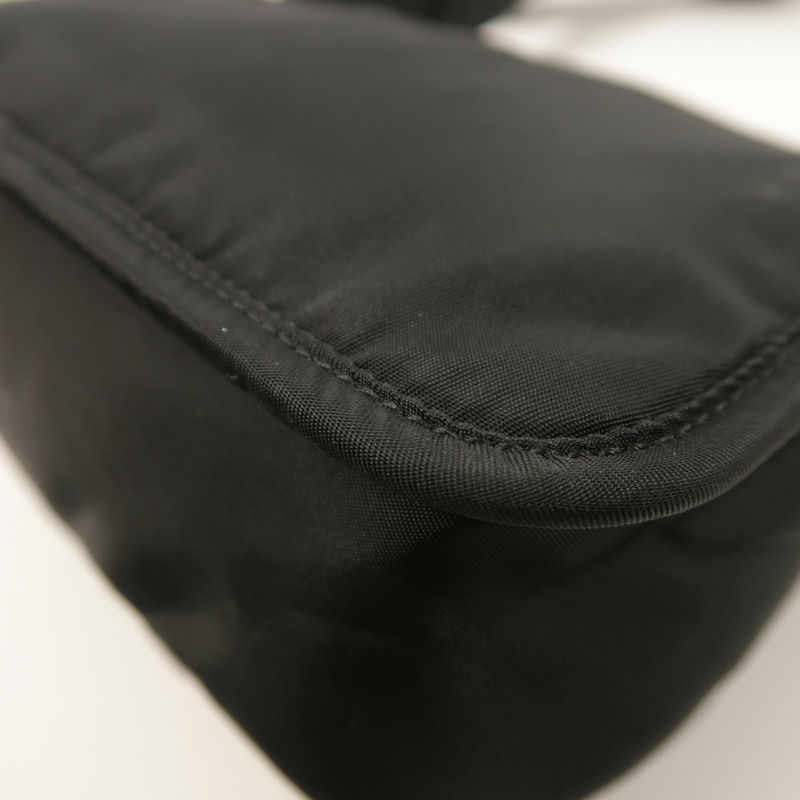 SAINT LAURENT 尼龍Niki Messenger Bag肩背袋-11