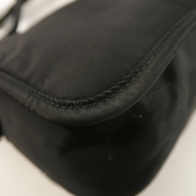 SAINT LAURENT 尼龍Niki Messenger Bag肩背袋-12