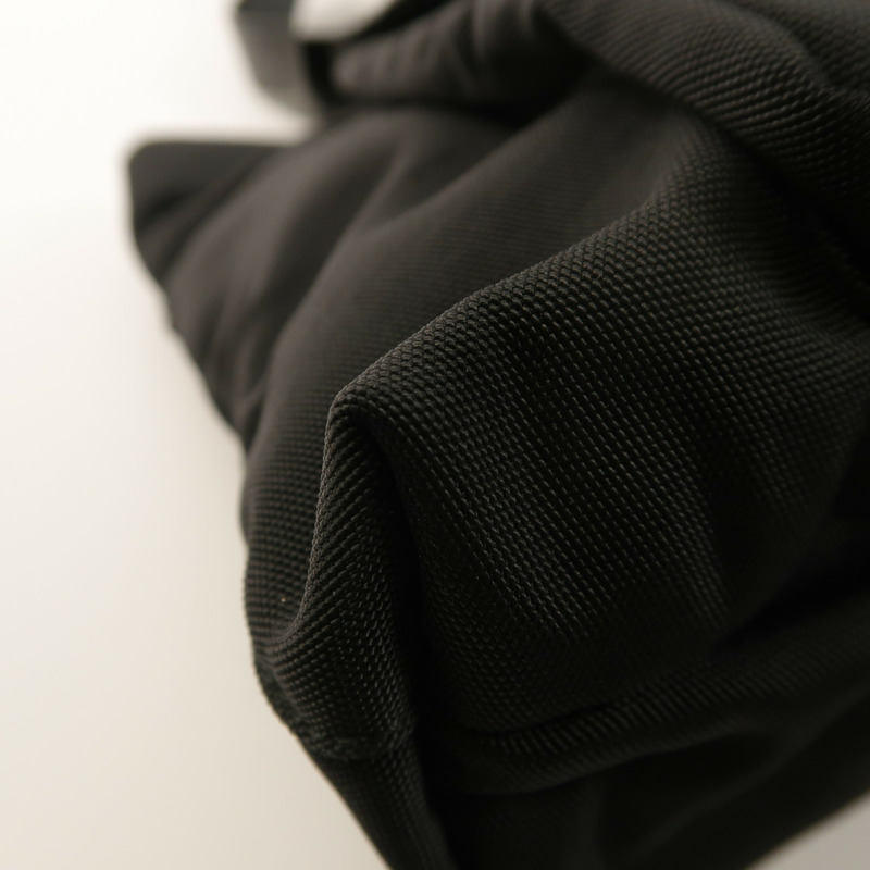 GUCCI 尼龍Vintage Shoulder Bag銀扣肩背袋-10