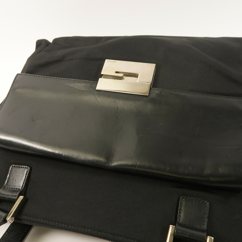 GUCCI 尼龍Vintage Shoulder Bag銀扣肩背袋-15