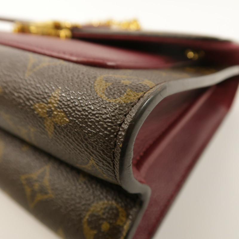 LOUIS VUITTON Monogram Victoire金扣鏈帶肩背袋-10