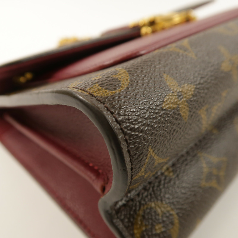 LOUIS VUITTON Monogram Victoire金扣鏈帶肩背袋-11