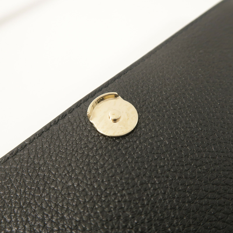 GUCCI 牛皮皮革GG Emblem Wallet On Chain金扣鏈帶肩背袋-16