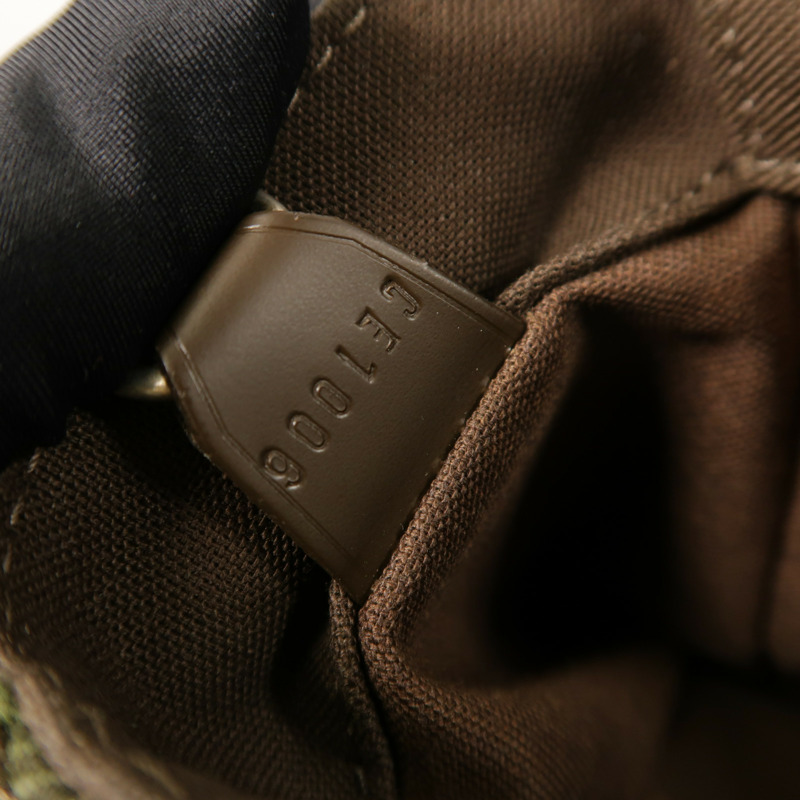 LOUIS VUITTON Taiga Viktor Messenger Bag銀扣肩背袋-6