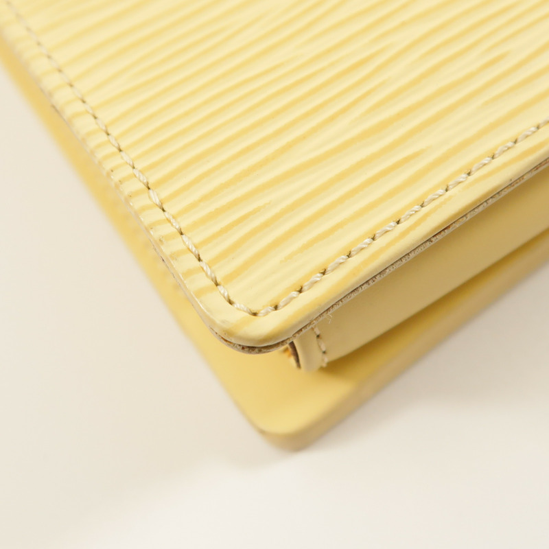 LOUIS VUITTON Epi Honfleur Clutch金扣肩背袋-12