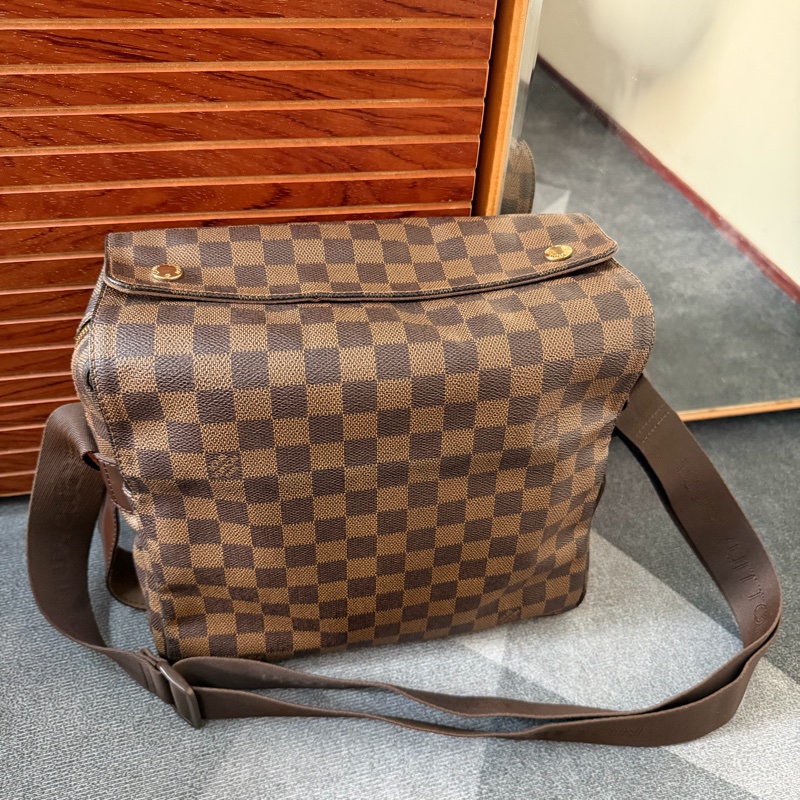 Lv棋盤格Naviglio雙蓋郵差包(N45255)-0