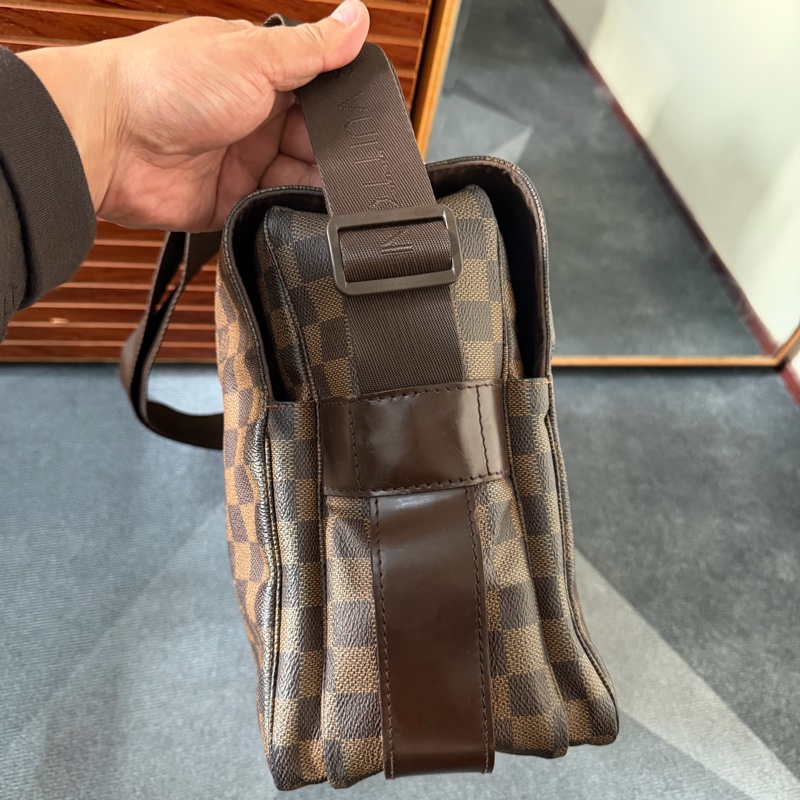 Lv棋盤格Naviglio雙蓋郵差包(N45255)-2