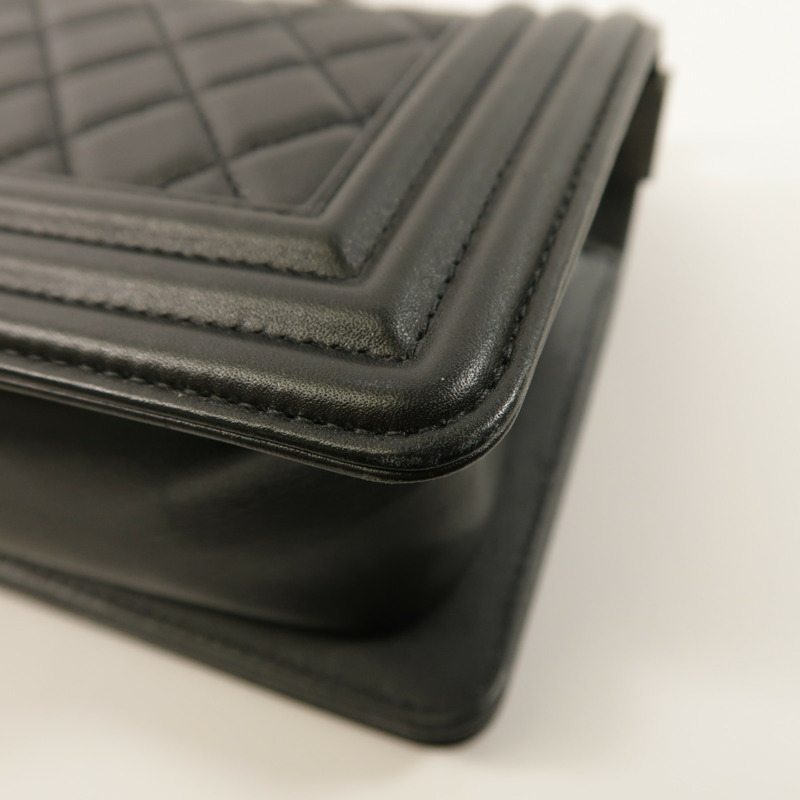 CHANEL 羊皮皮革Boy 20鏈帶肩背袋-11