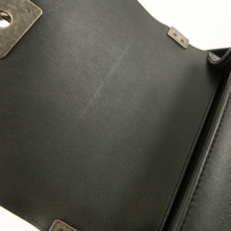 CHANEL 羊皮皮革Boy 20鏈帶肩背袋-13