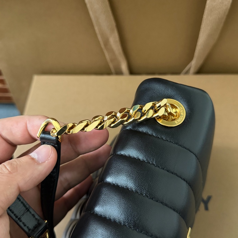 Burberry巴寶莉TB字母絎縫羔羊皮翻蓋斜背包-7