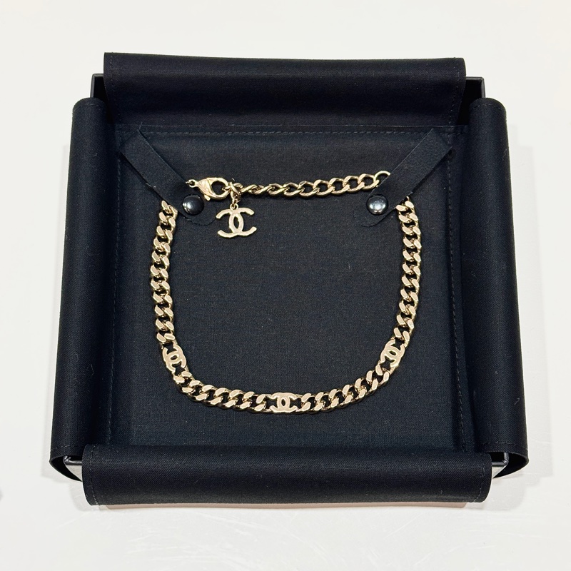 Chanel 22s 黑色琺瑯古巴項鍊-1