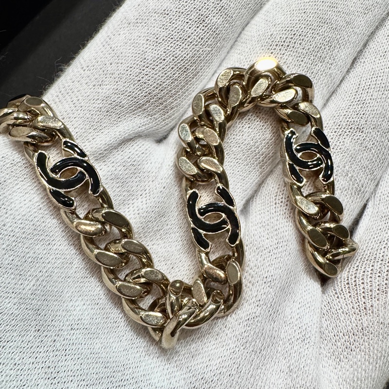 Chanel 22s 黑色琺瑯古巴項鍊-3