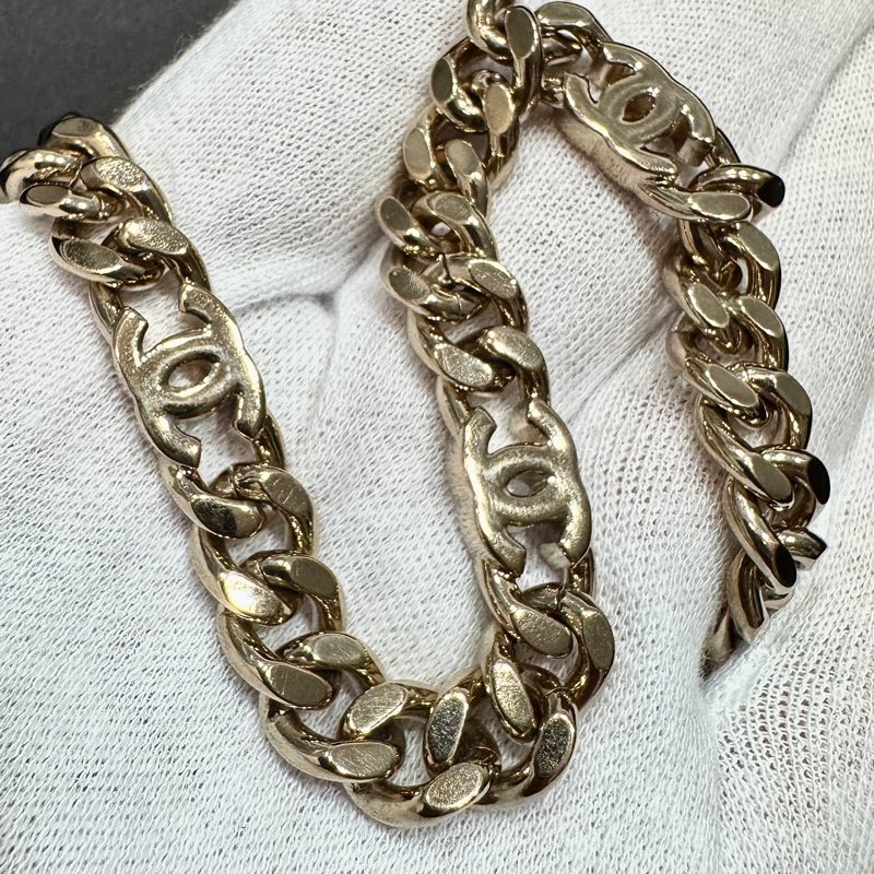 Chanel 22s 黑色琺瑯古巴項鍊-4